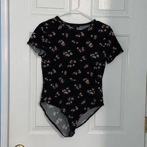 Black floral bodysuit!